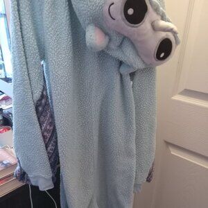 Secret Treasures size Small  hooded 1 piece 0wl pajamas with wings